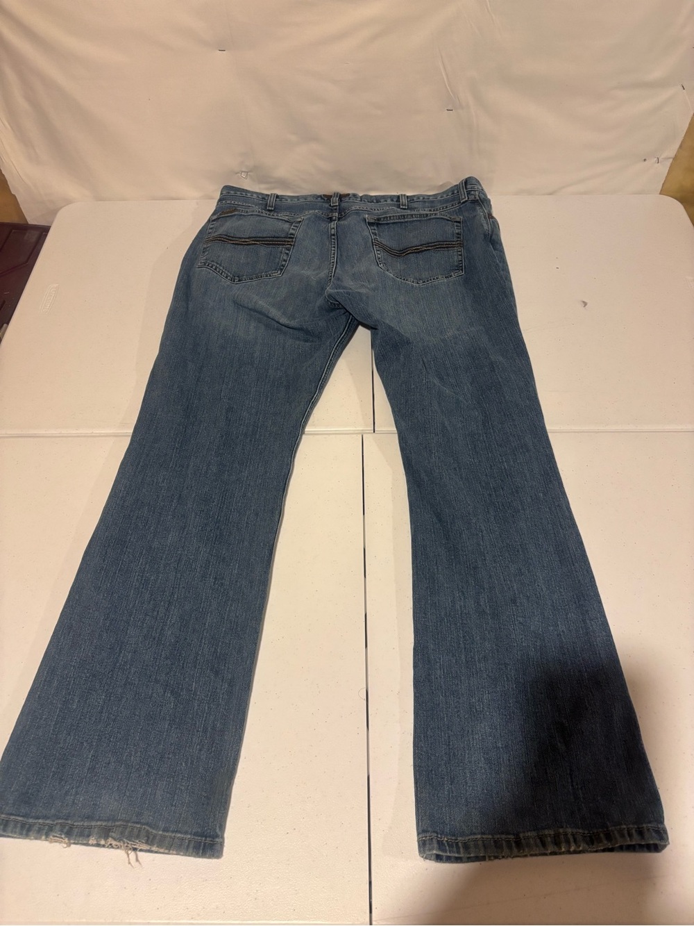 Ariat Legacy M4 Men’s Size 38x34 Relaxed Boot Cut Faded Blue Denim Jeans - Picture 7 of 7